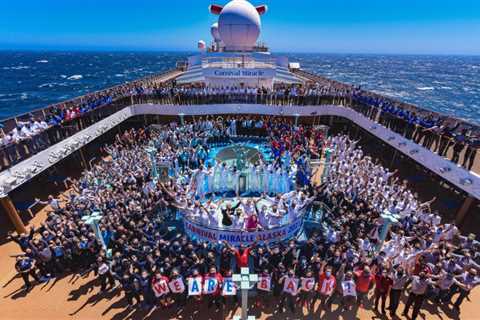 Much-Loved Carnival Cruise Director Says Farewell
