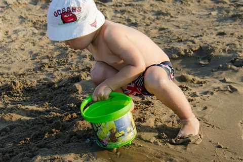 7 Beach Games to Play with Your Kids