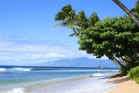 6 Best Beaches on MAUI Island, Hawaii to Visit in October 2022