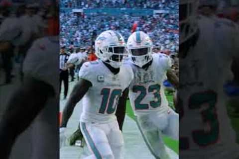 JEFF WILSON JR WITH A TOUCHDOWN AND ESCORT BY TYREEK HILL | MIAMI DOLPHINS