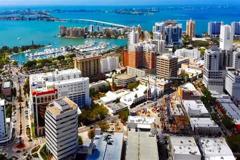 Why is sarasota a good place to live?