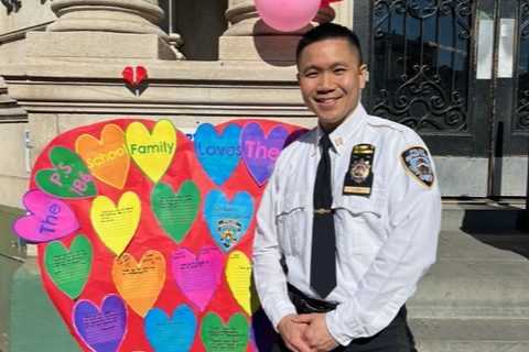 Community sends love to cops on Valentine’s Day