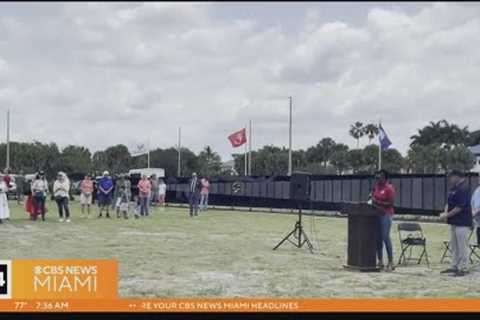 Veterans, supporters gather to see 'The Moving Wall' on display in Coral Springs