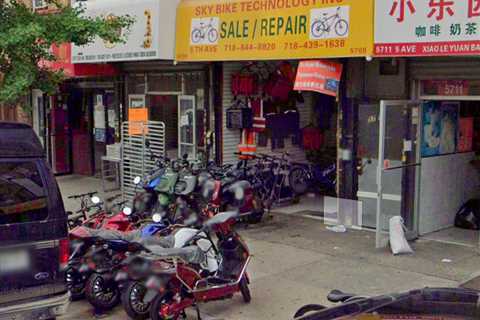 FDNY shuts down Fifth Avenue e-bike shop