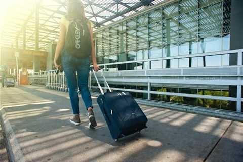 How A Student Can Save Money While Traveling