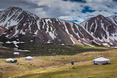 Trekking to Altai mountains Mongolia - Discover Altai